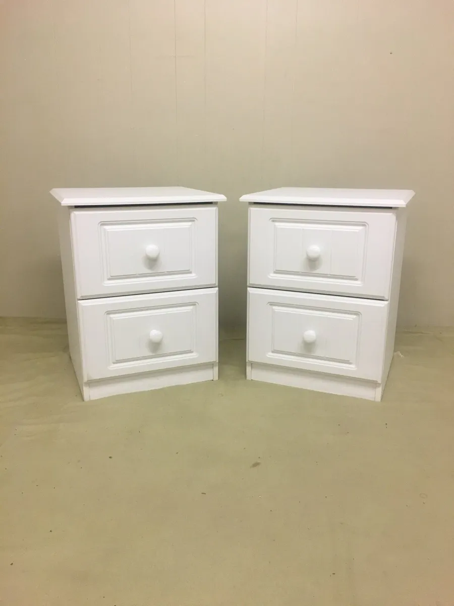 Pair Bedside Cabinets - Image 2