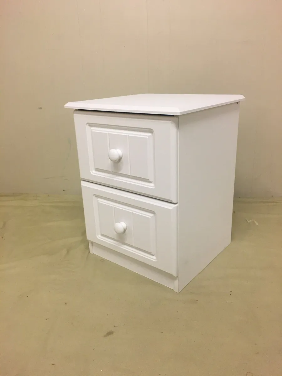 Pair Bedside Cabinets - Image 3