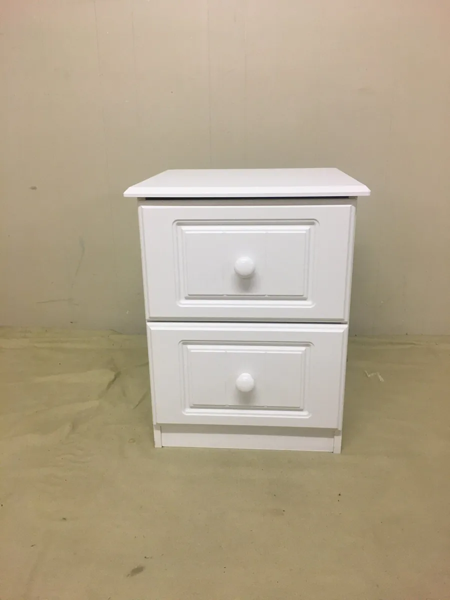 Pair Bedside Cabinets - Image 4