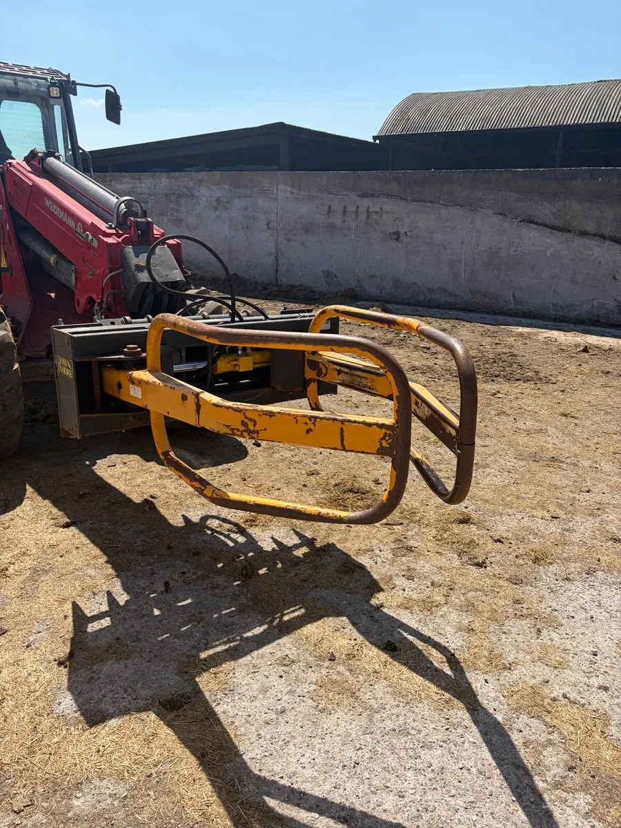 Bale handler - Image 2