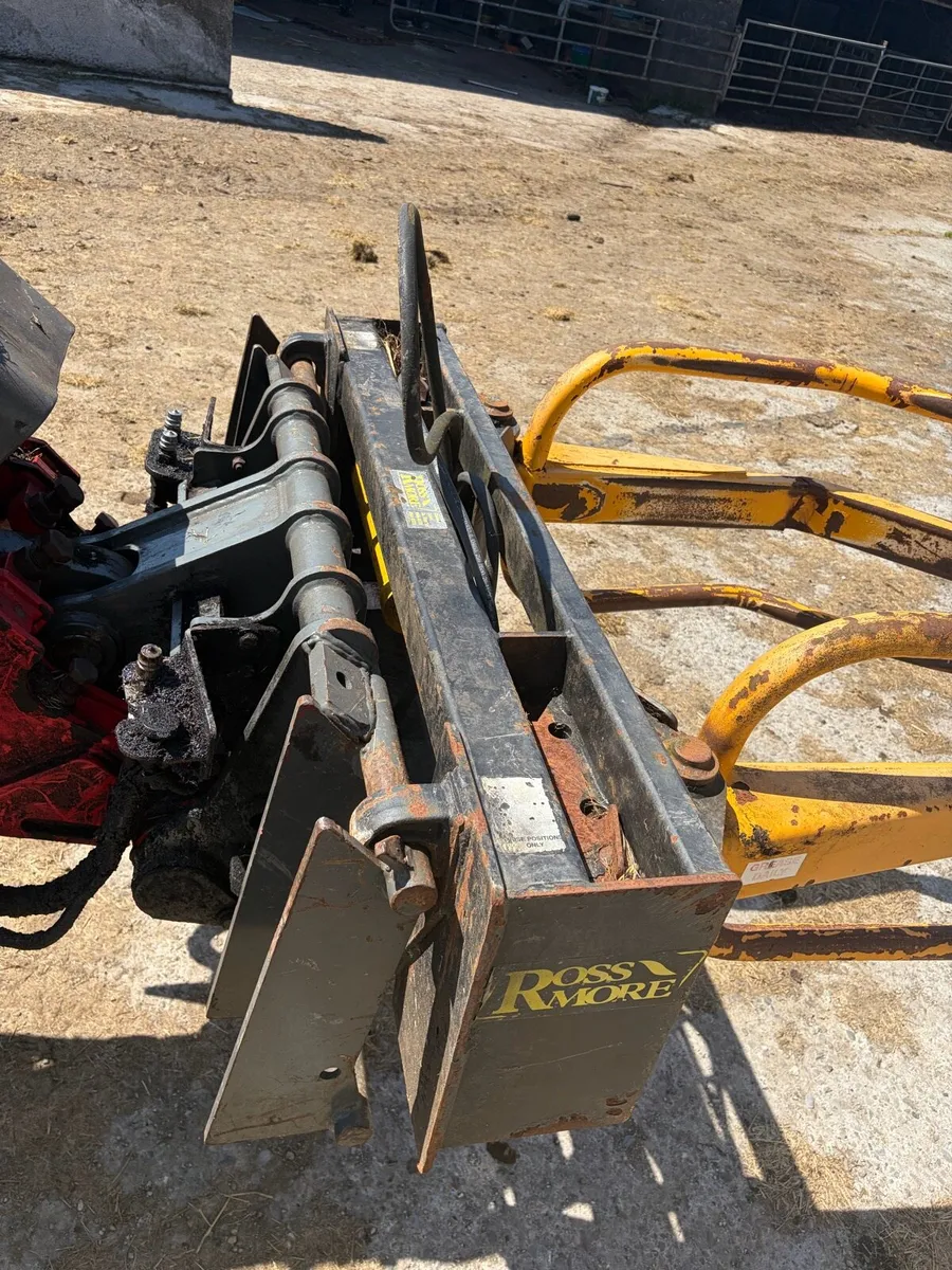 Bale handler - Image 3
