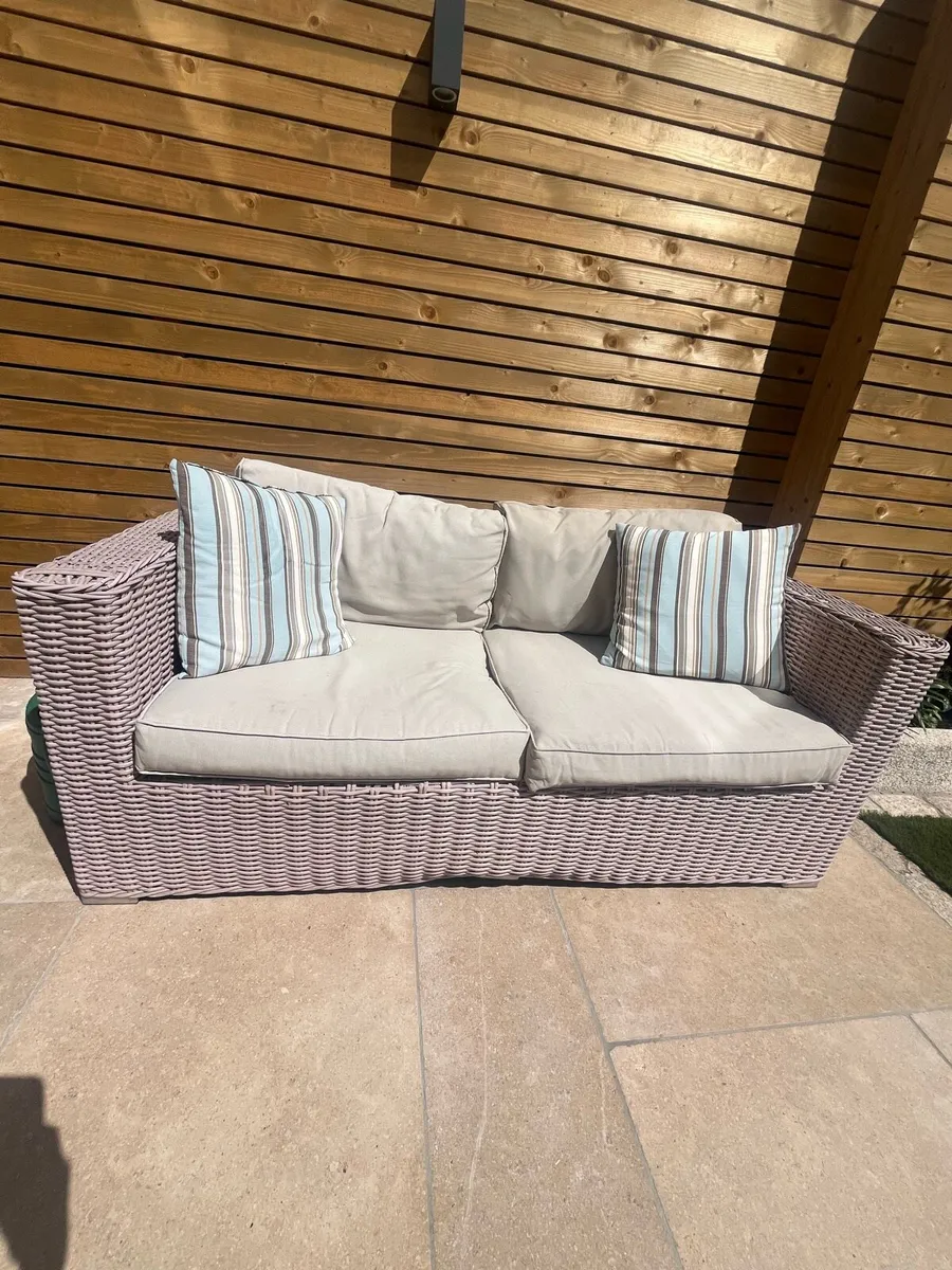 Outdoor sofa and chair set - Image 2