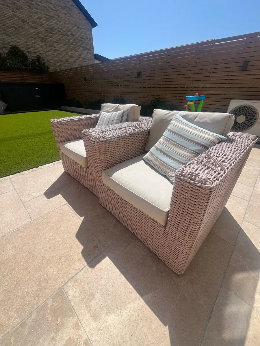 Outdoor sofa and chair set - Image 3