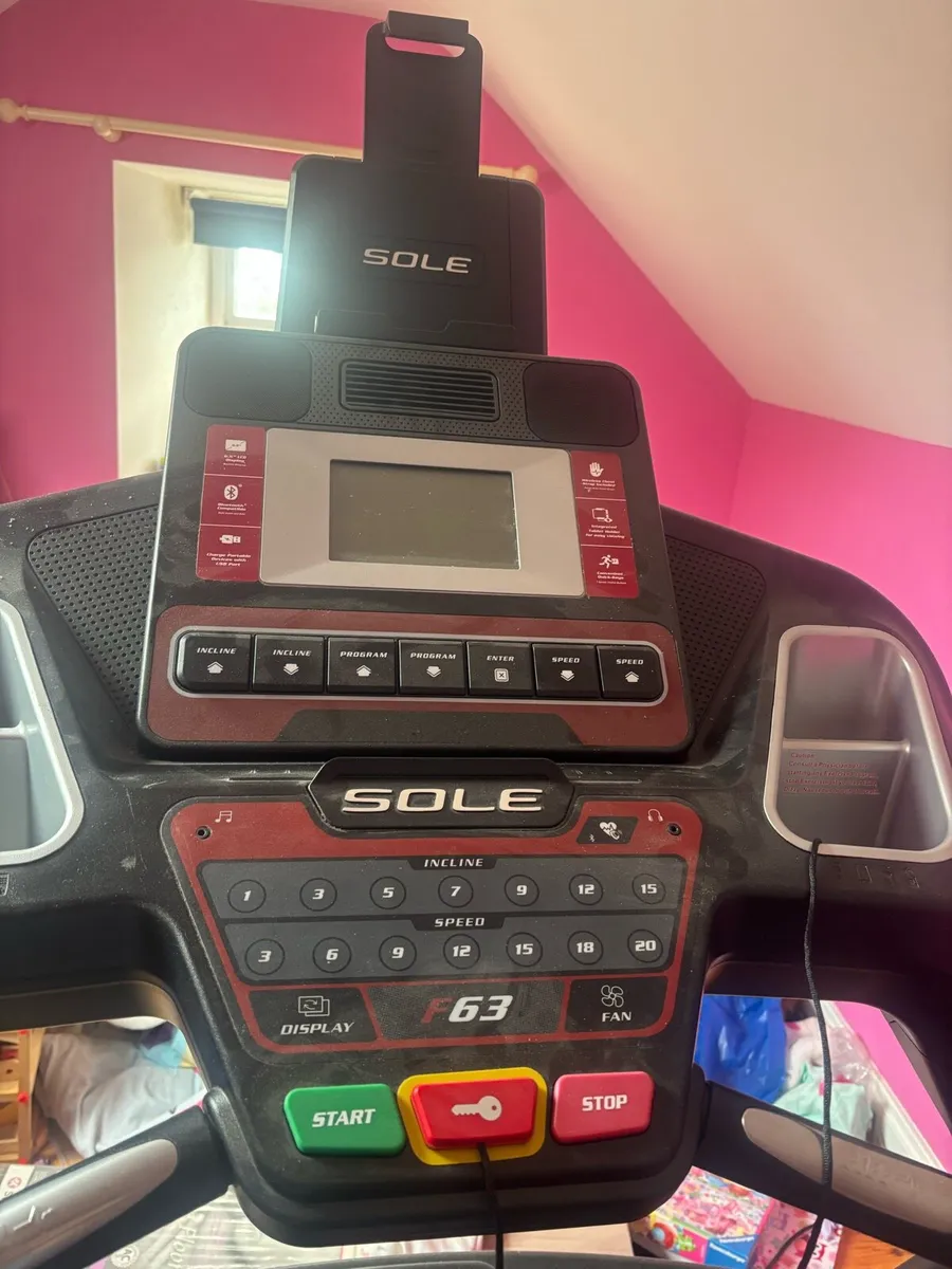 Treadmill - Image 4