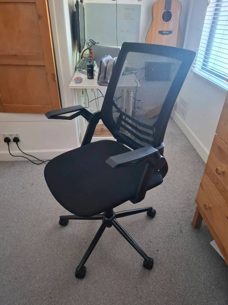 Office chair -.good as new