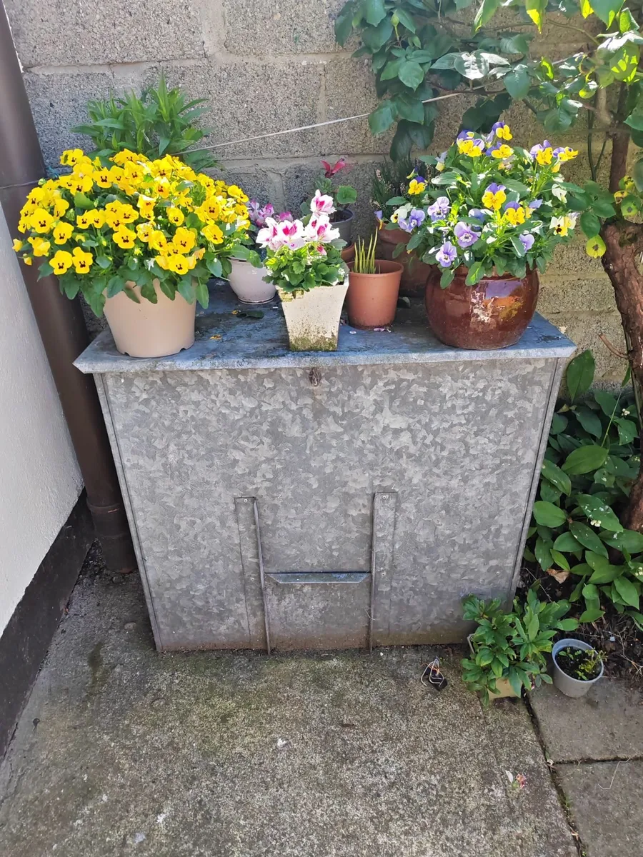 Coal bunker - Image 1