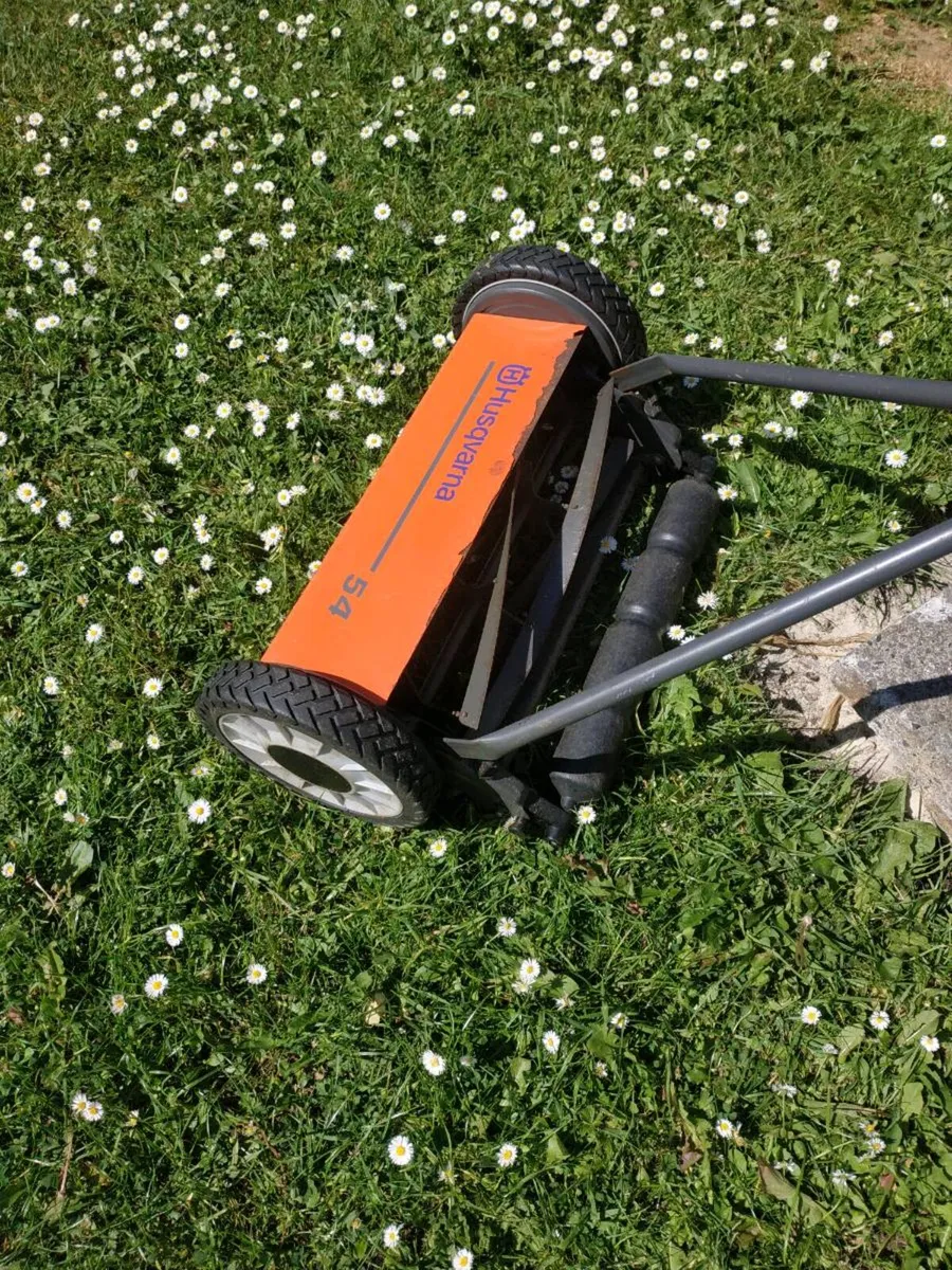 HUSQVARNA (push) Lawnmower.