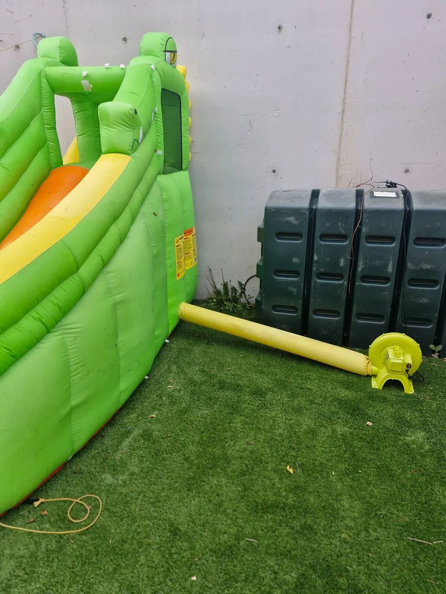 Water Bouncy castle - Image 3