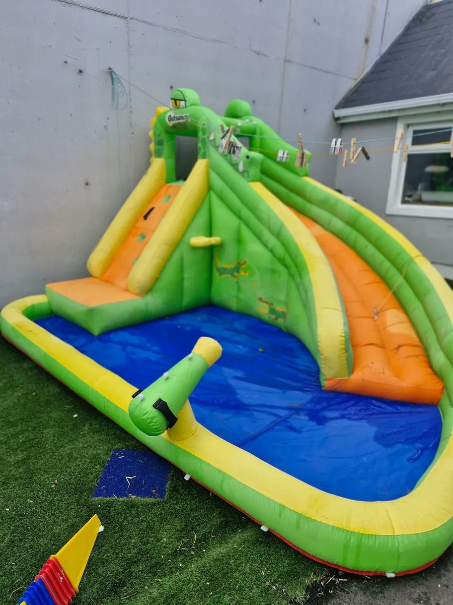 Water Bouncy castle - Image 1