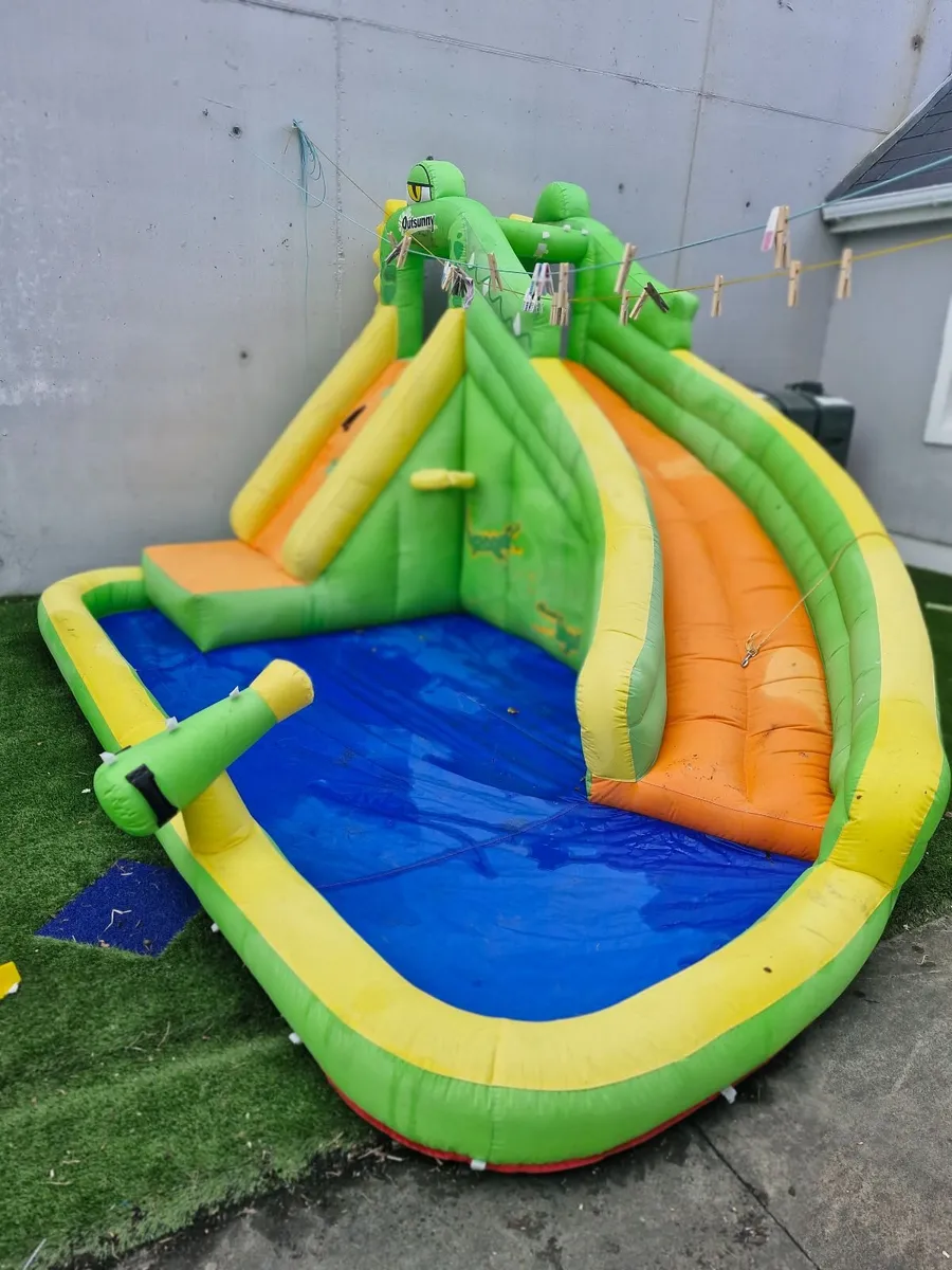Water Bouncy castle - Image 2
