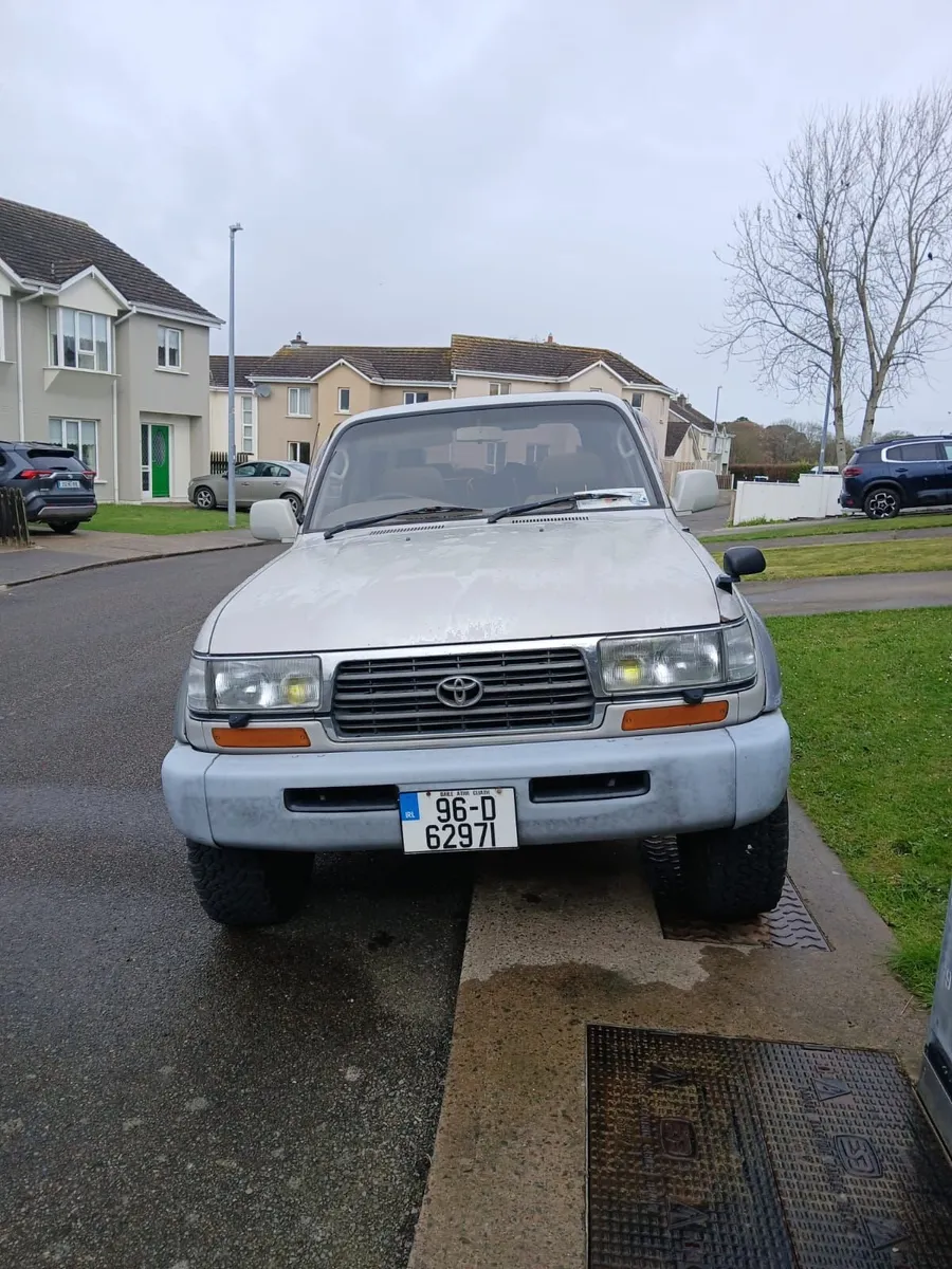 Toyota Land Cruiser 1996 - Image 3