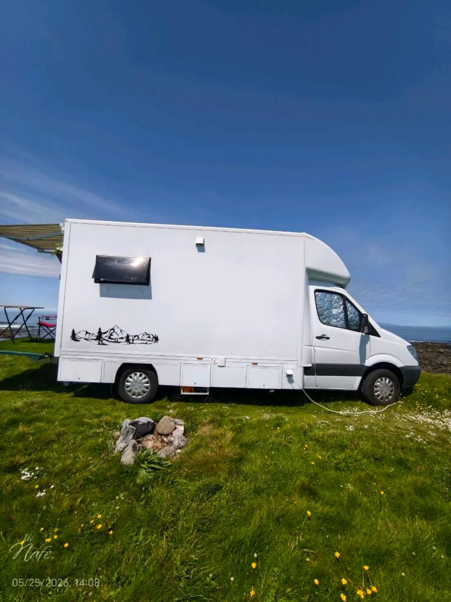 Mercedes Camper van - Image 1