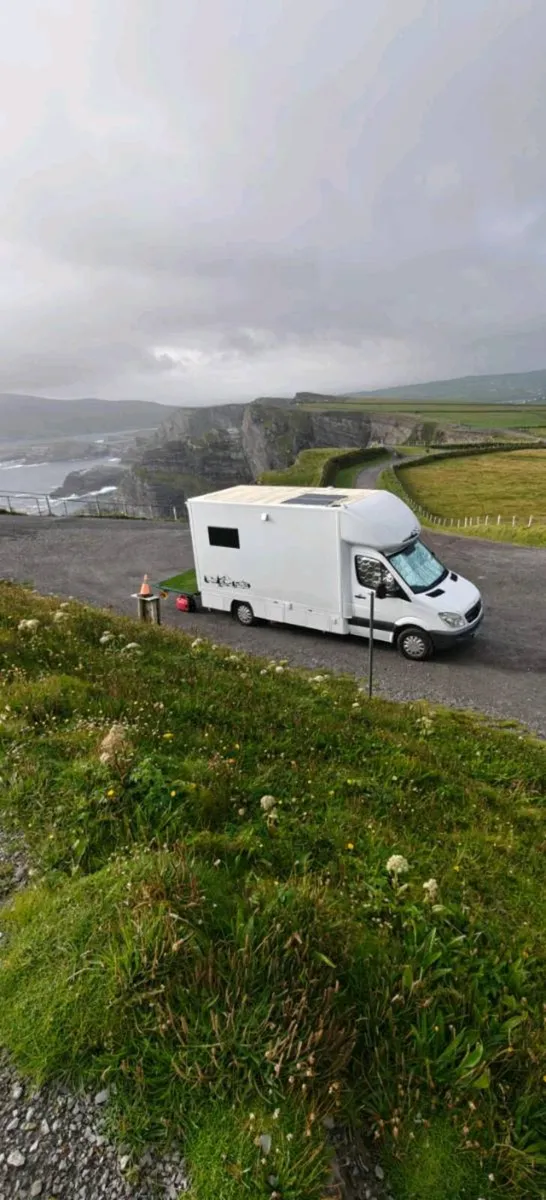 Mercedes Camper van - Image 1