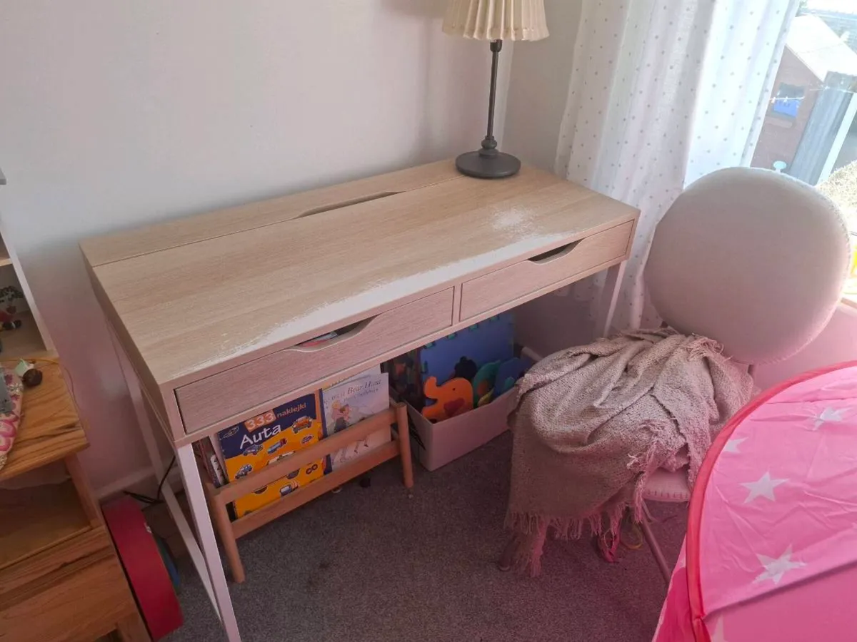 Small 2 drawer desk - 100 X 48cm