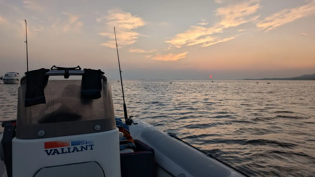 450 Valiant Rib with Yamaha 50 hp - Image 2