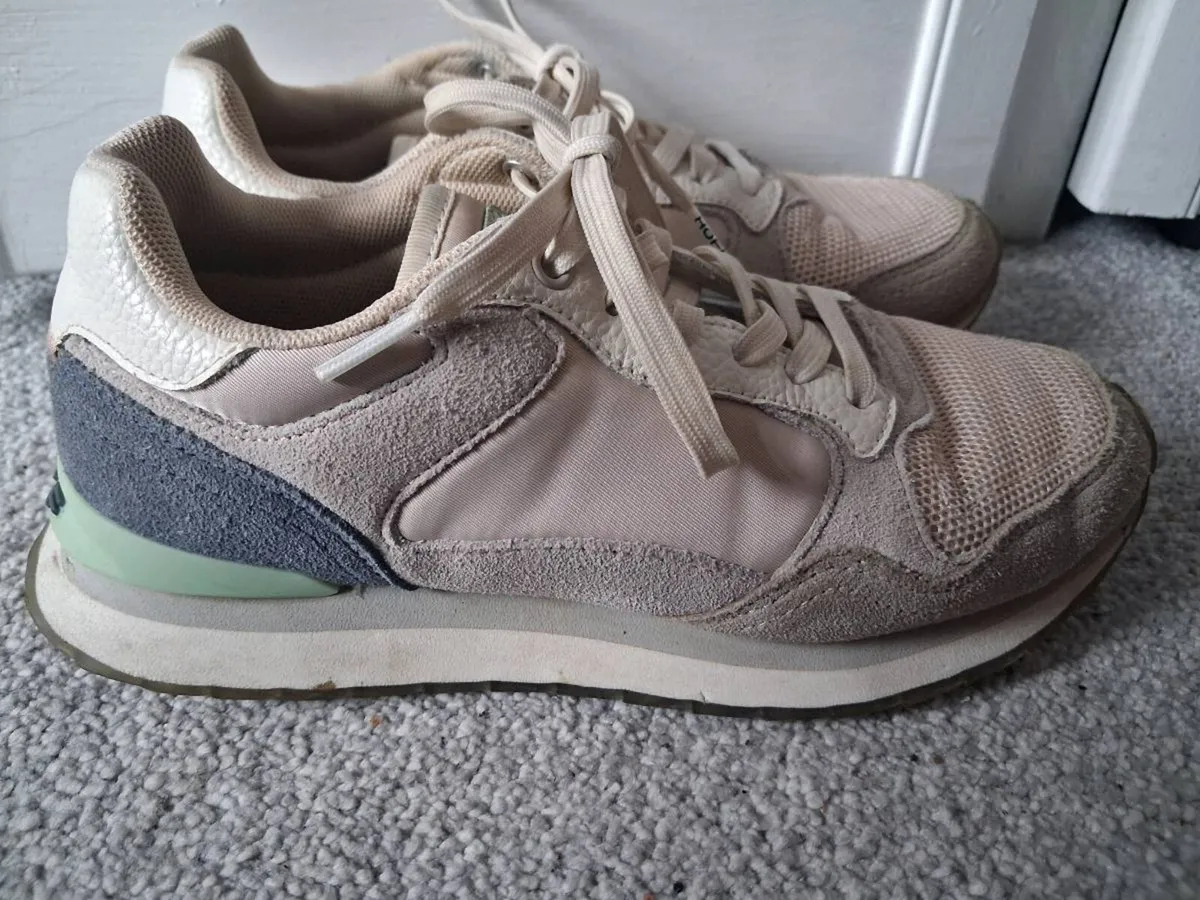 Trainers - Image 1