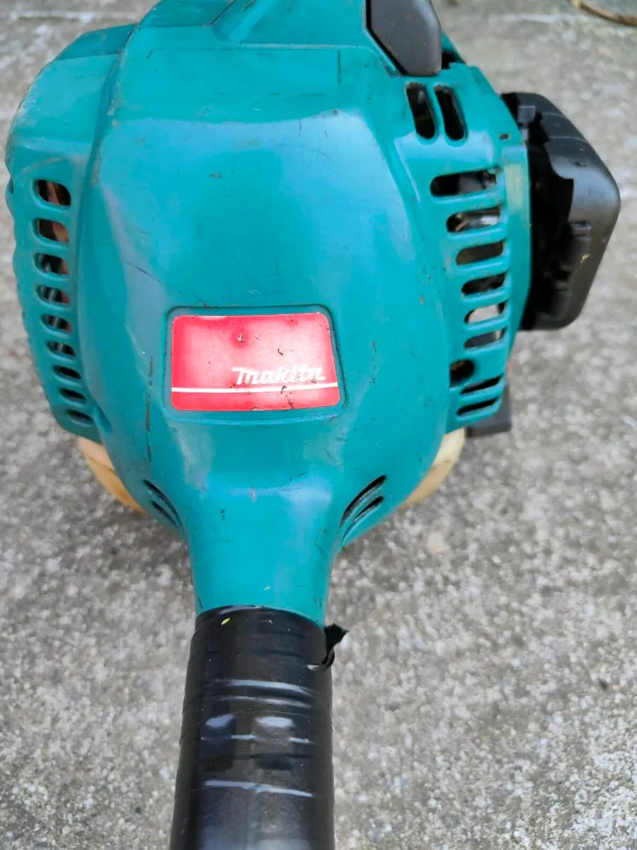 Makita Strimmer - Image 4