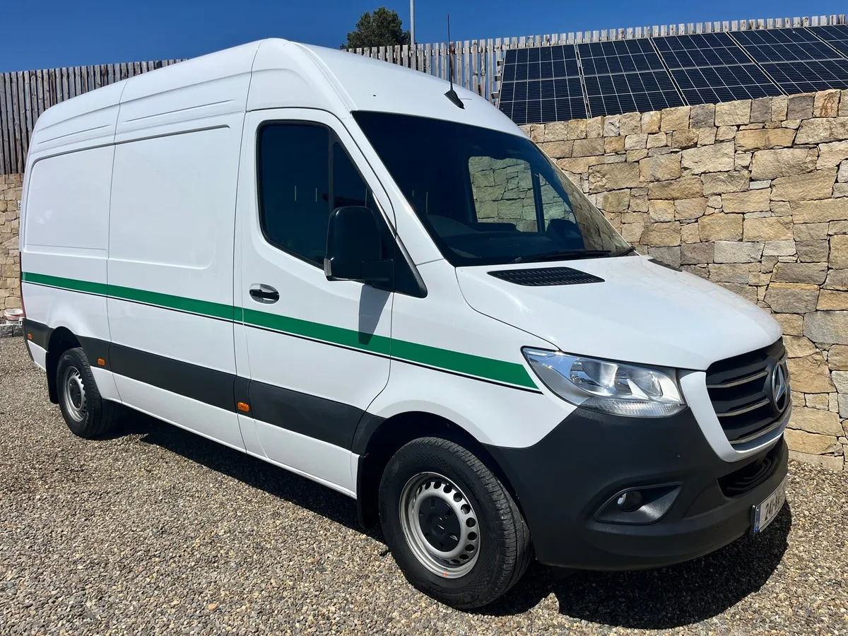 Mercedes-Benz Sprinter 317cdi MWB, HR - Image 1