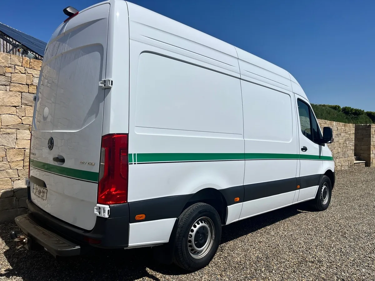 Mercedes-Benz Sprinter 317cdi MWB, HR - Image 3