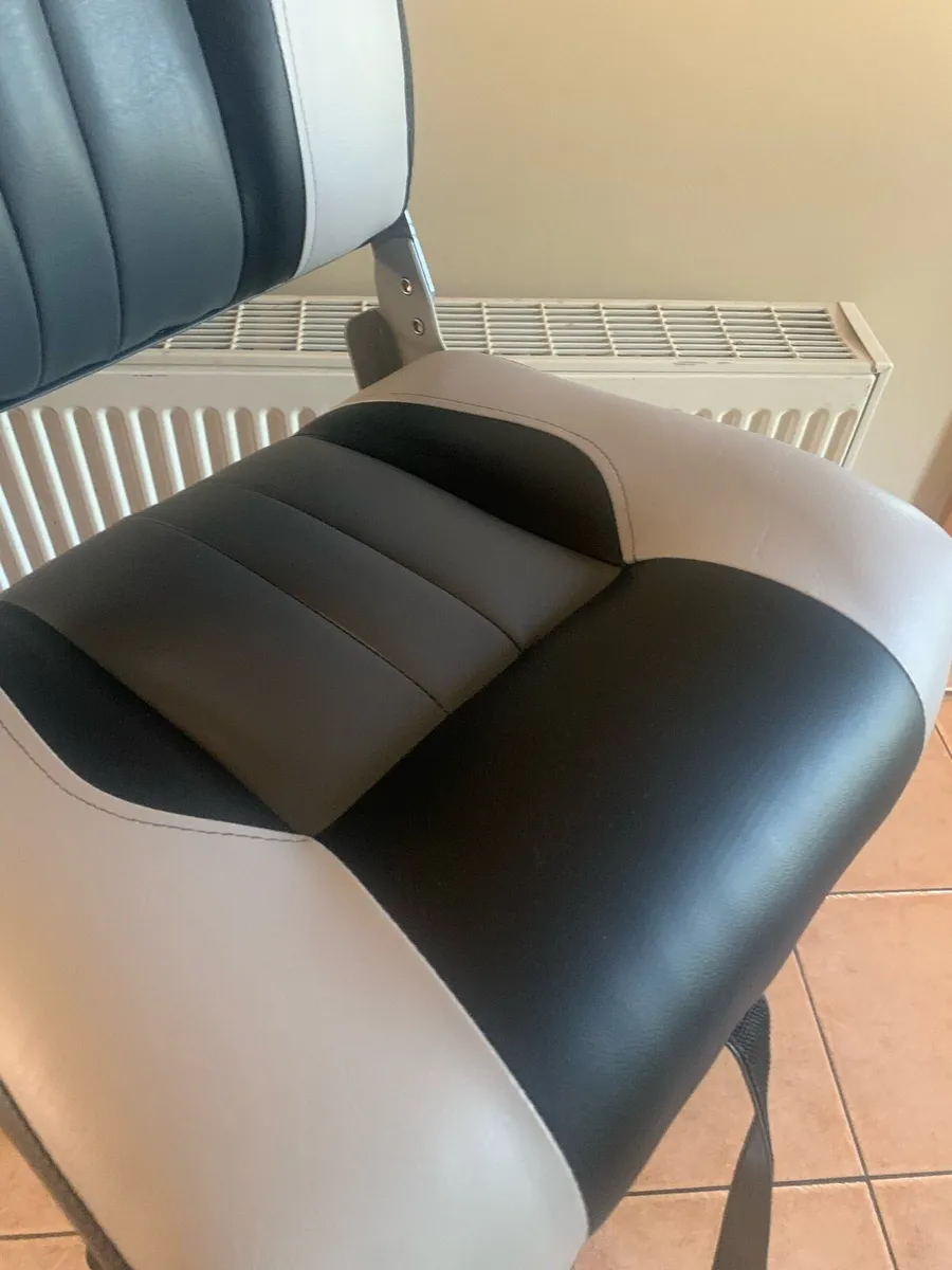 New Boat seat collection gorey or postage - Image 4