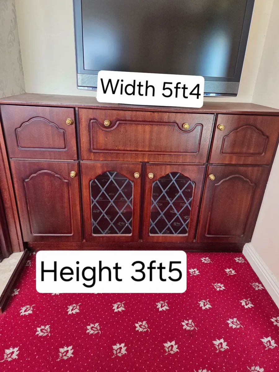 Living room cabinets - Image 2