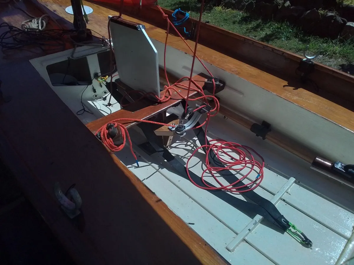 Mirror sailing dinghy - Image 4