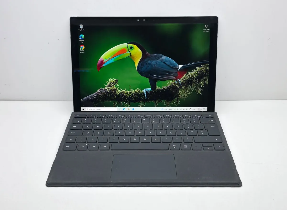 Microsoft Surface Pro 4 - Core i5 / 2-in-1 laptop - Image 1