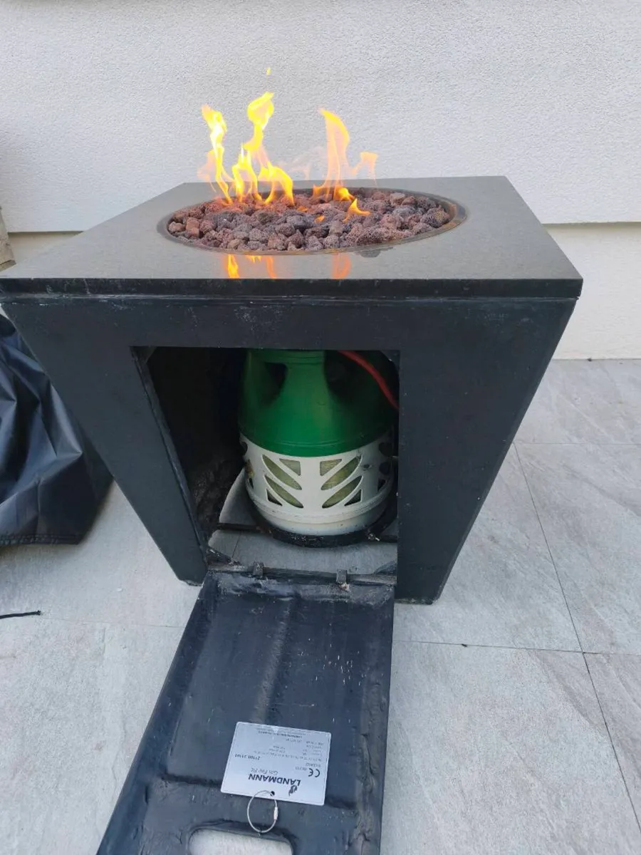 Fire pit table - Image 3