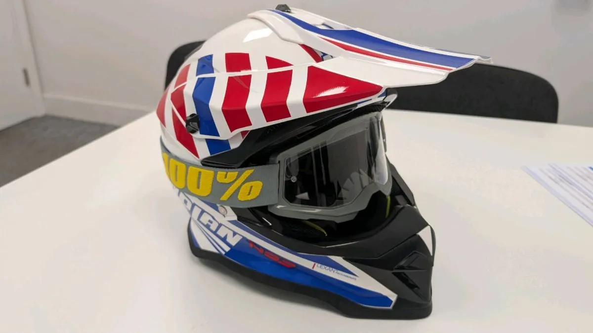 Nolan N50 Helmet & Goggles - Image 3