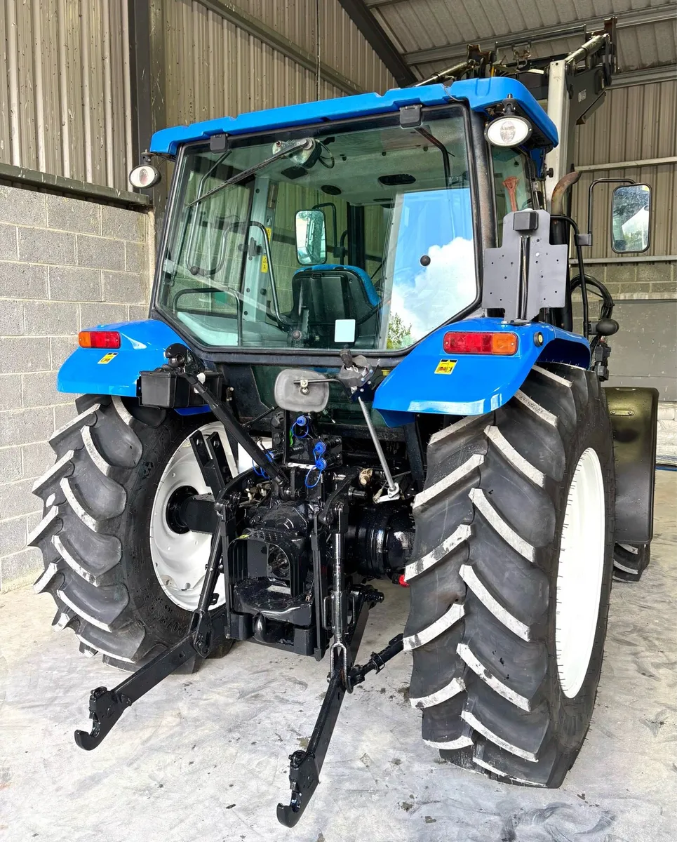 NEW HOLLAND T5040 c/w QUICKE Q45 LOADER - Image 3