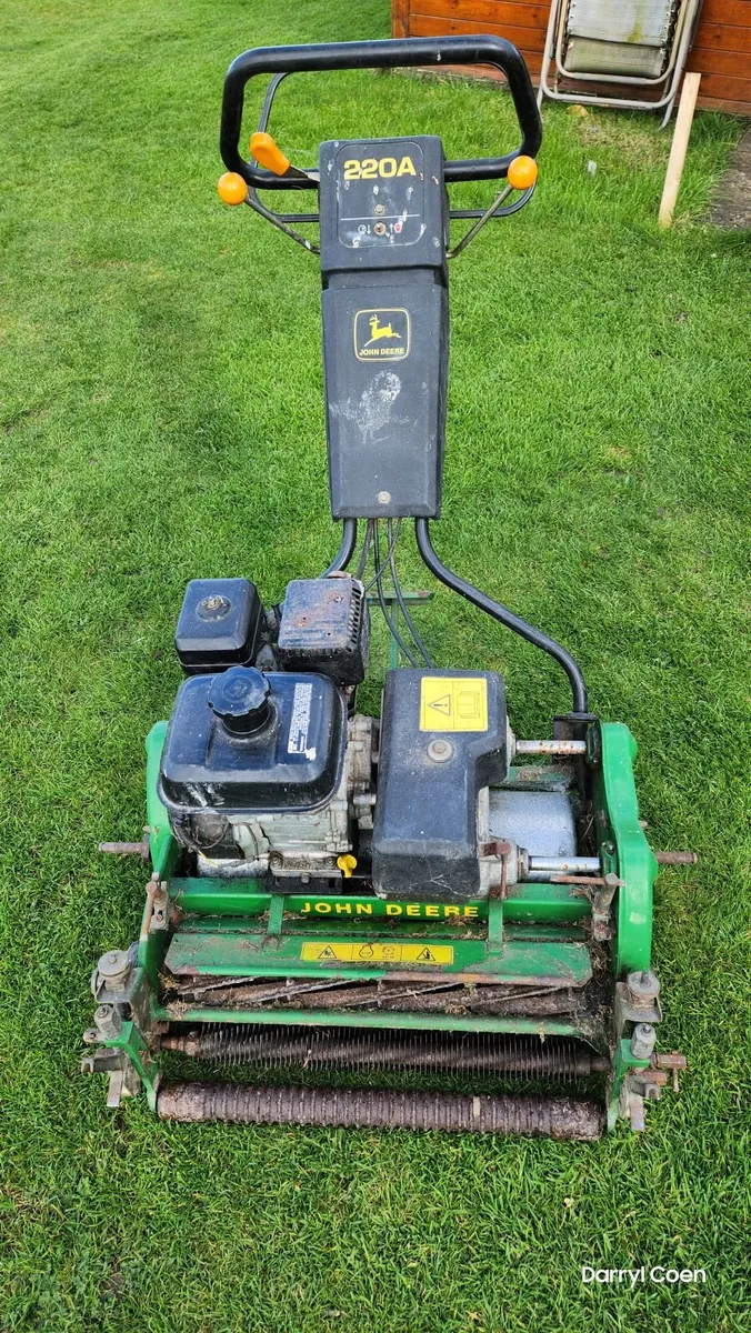 John Deere 220A Turfmaster - Image 3