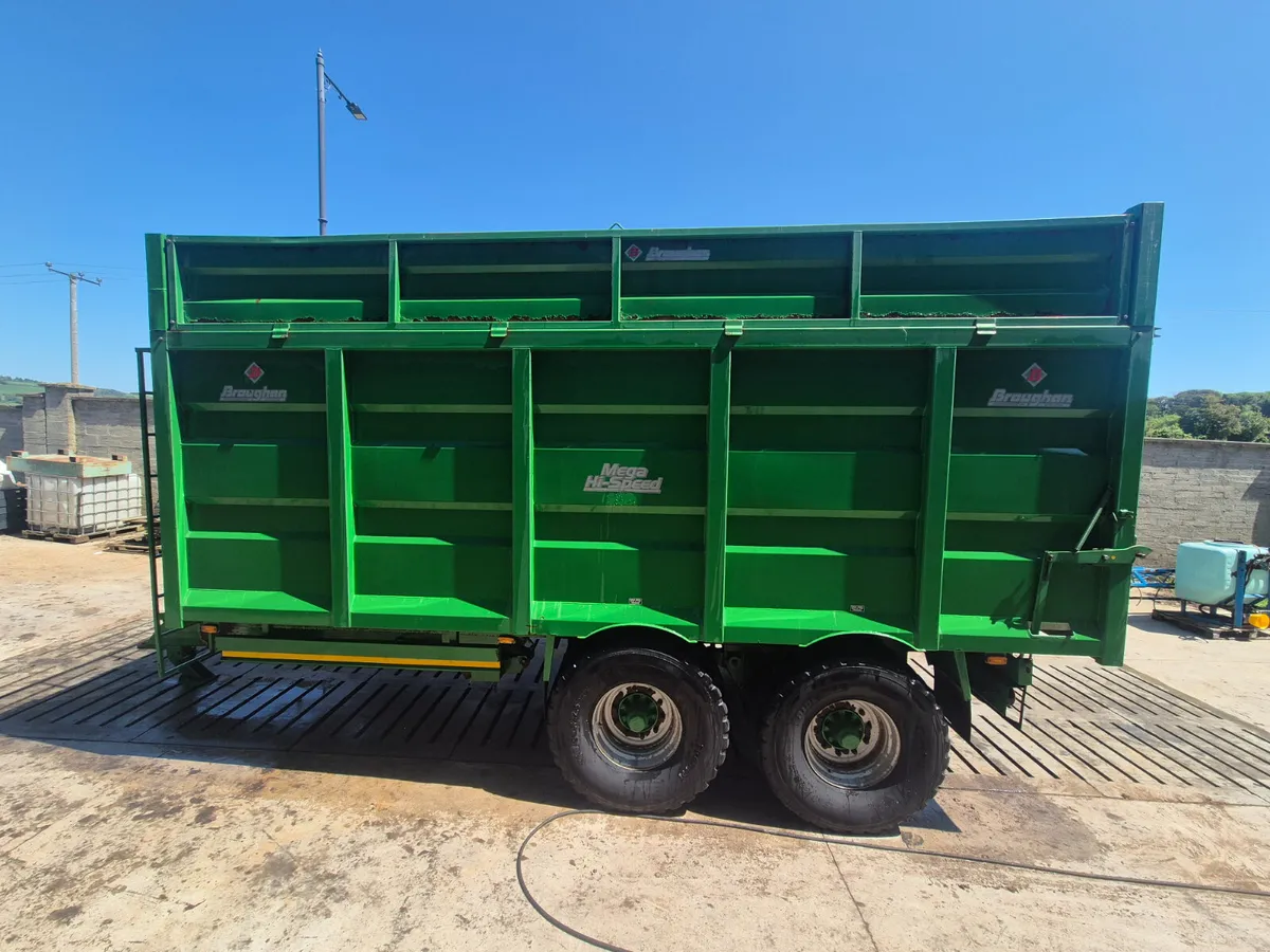 Broughan 20ft silage & grain trailer - Image 2
