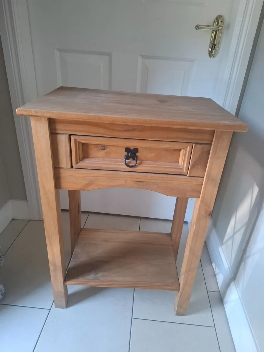 Console table - Image 1