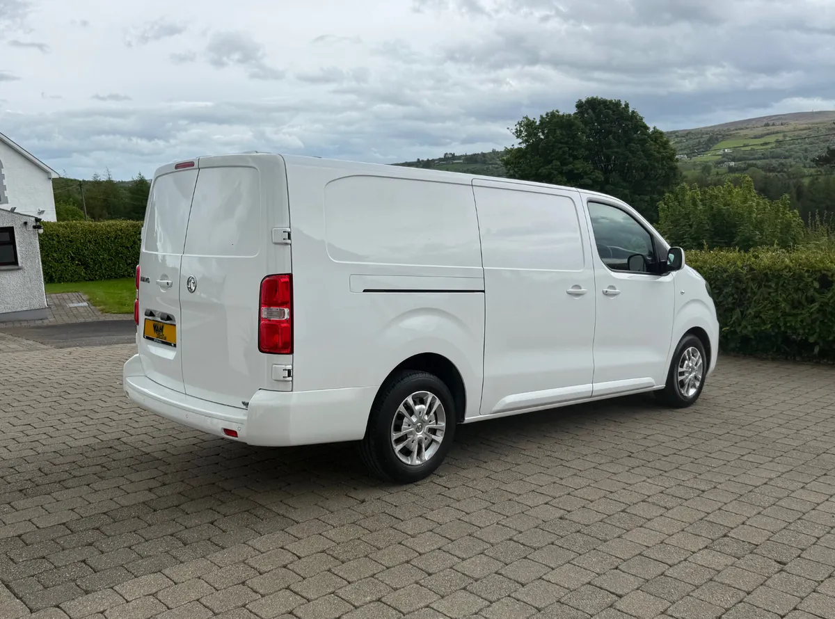 2020 (202reg) Vauxhall Vivaro Sportive LWB 100bhp - Image 4