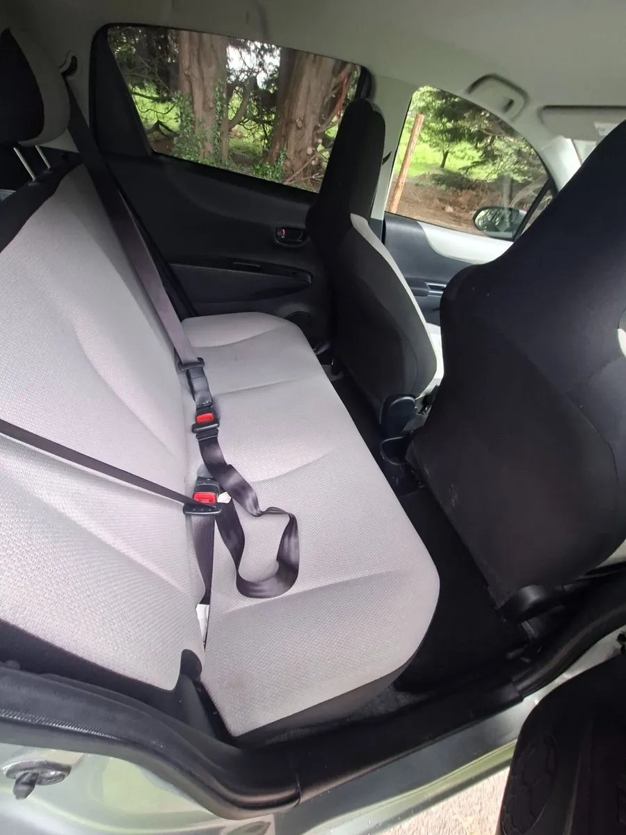 Toyota vitz automatic 1.0 new nct 27000km - Image 3