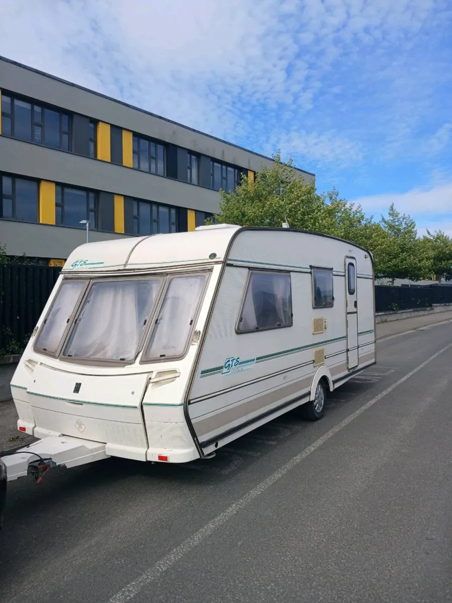 Caravan - Image 1