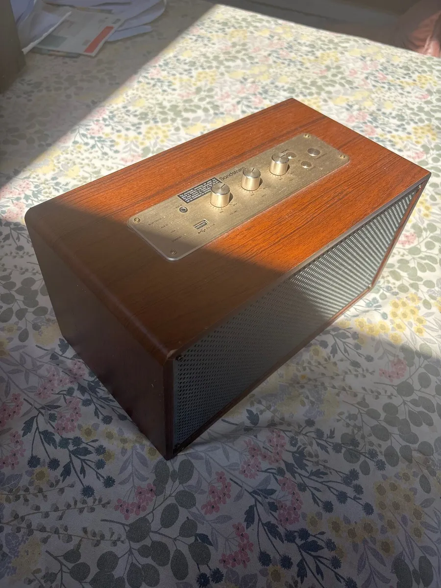 Amp - Image 1