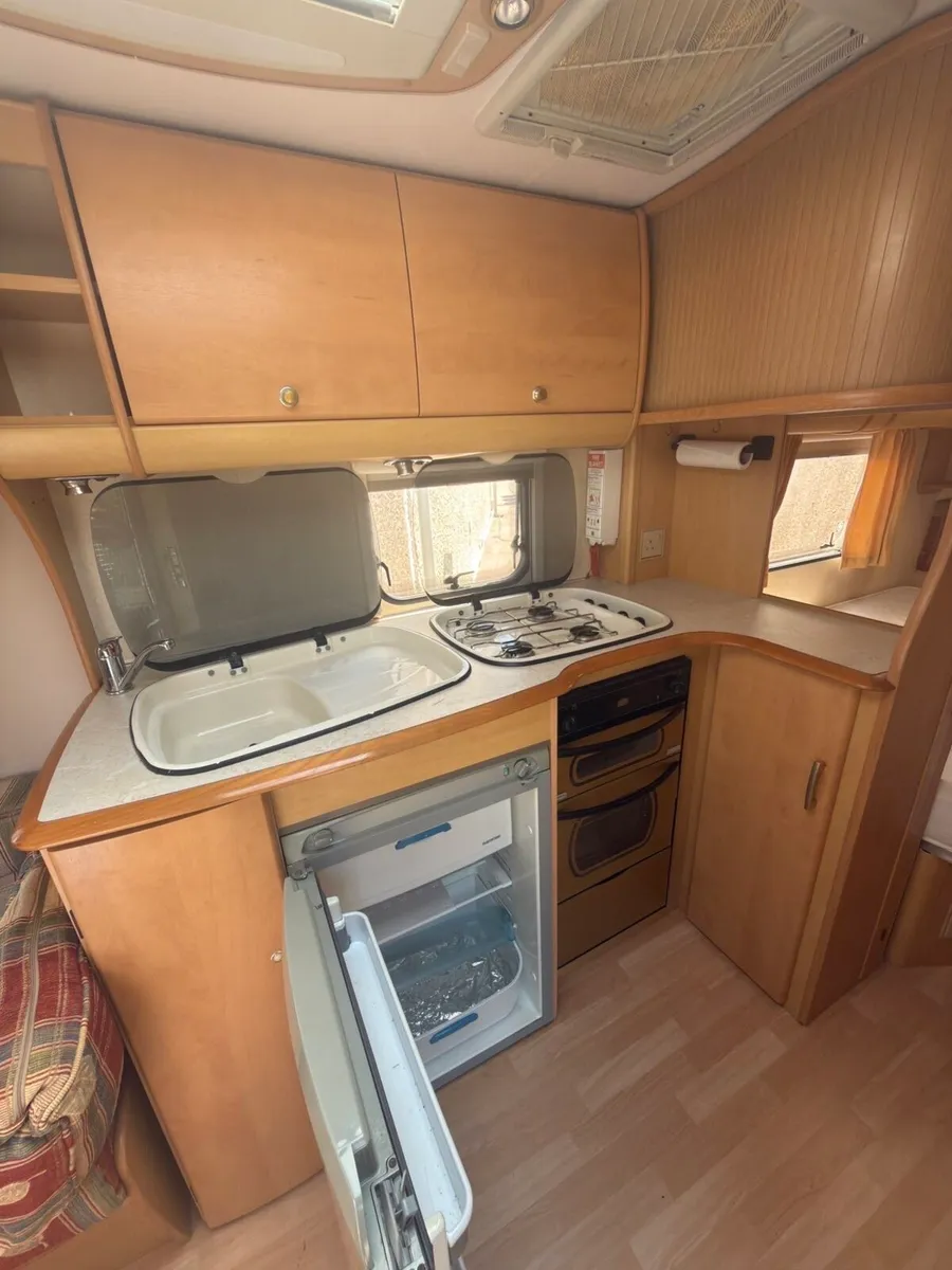 4 berth Bailey pageant series 5 for sale - Image 4