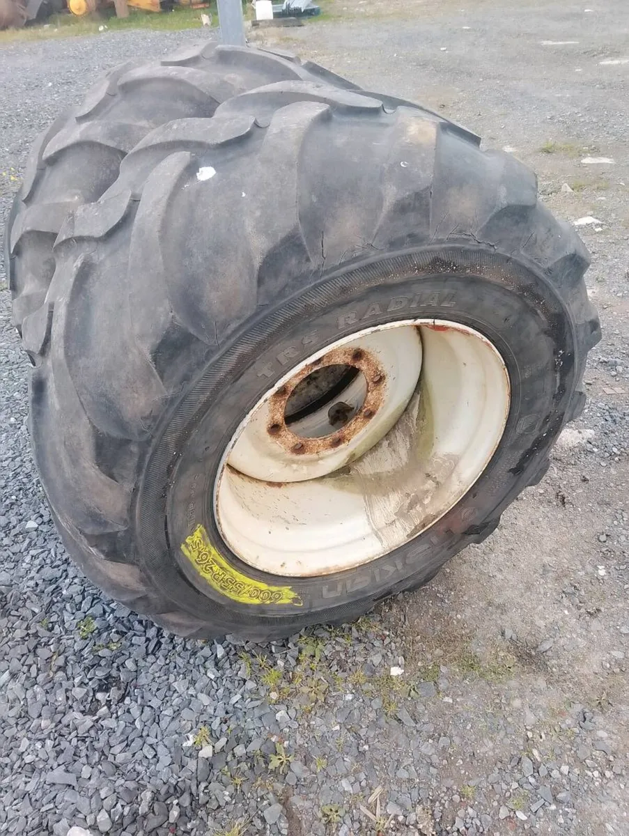 Tanker Wheels 8 Stud 600/55R26.5 - Image 1