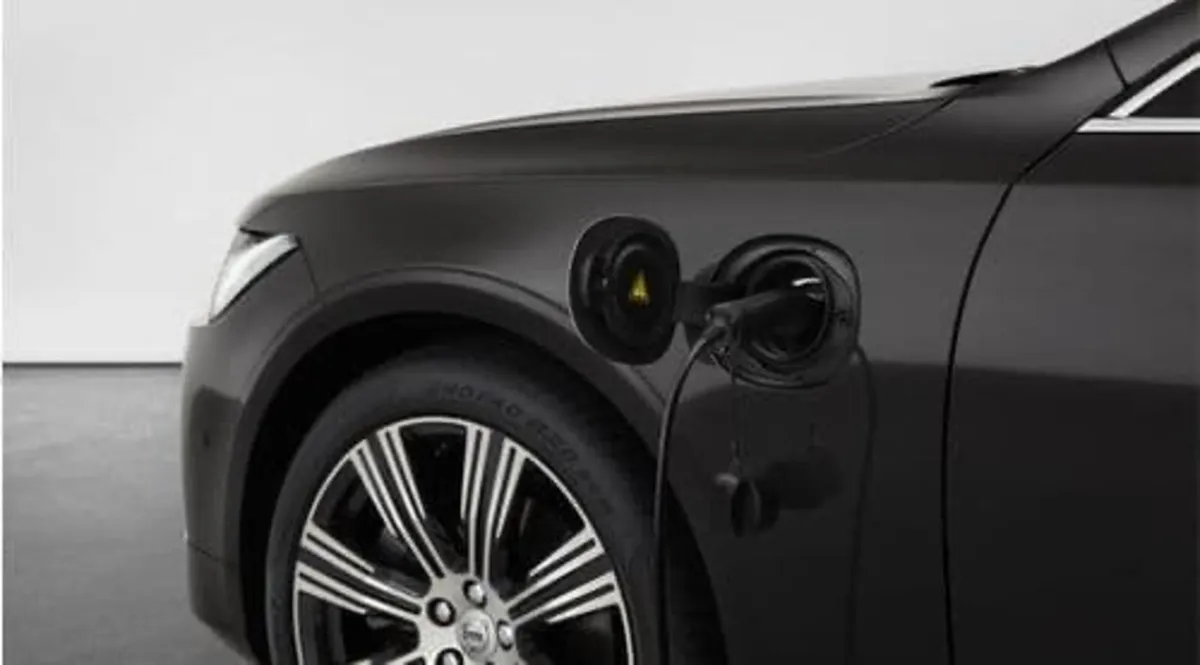 Volvo OEM Charging cable (Mode 2) with 3 Pin Plug - Image 1
