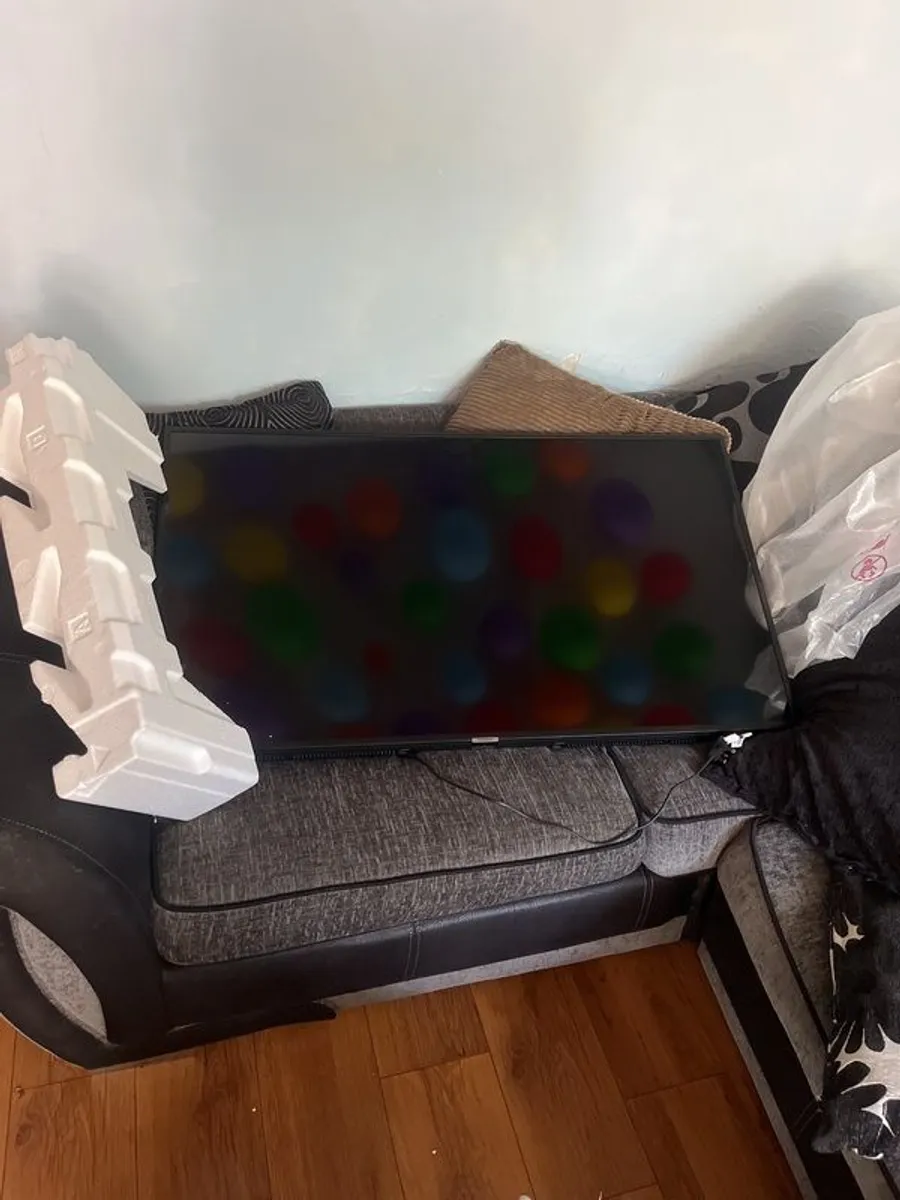 Samsung smart tv - Image 1