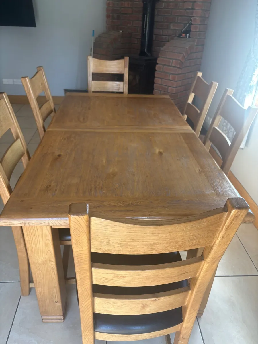6 table and chairs - Image 1