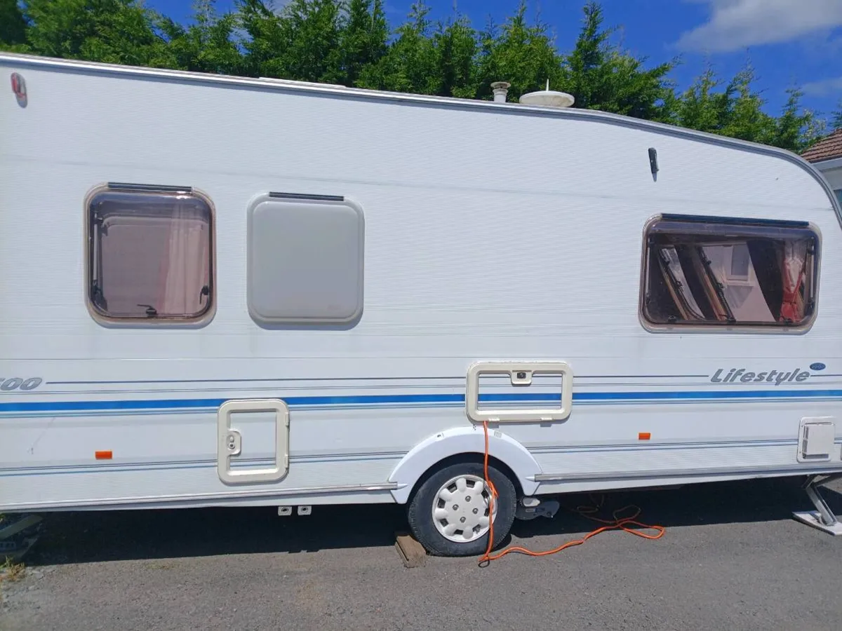 Caravan - Image 2