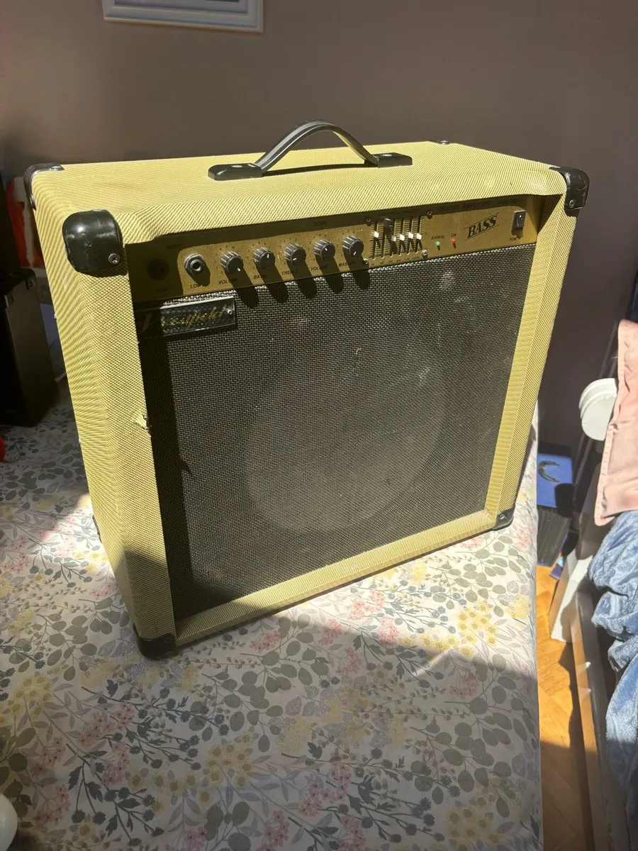 Guitar amp - Image 1