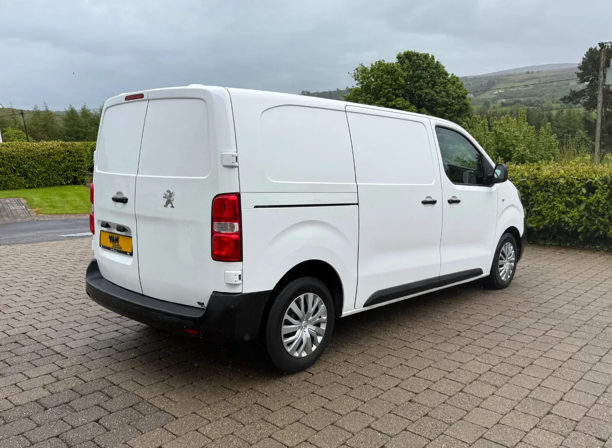 2021 Peugeot Expert Professional 2.0BlueHDi 120bhp - Image 4