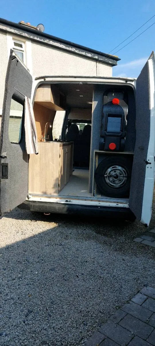 Camper Van - Image 2