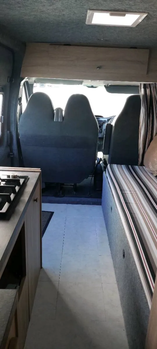 Camper Van - Image 3