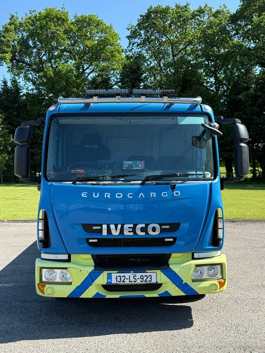 Iveco euro cargo tilt and slide recovery - Image 3
