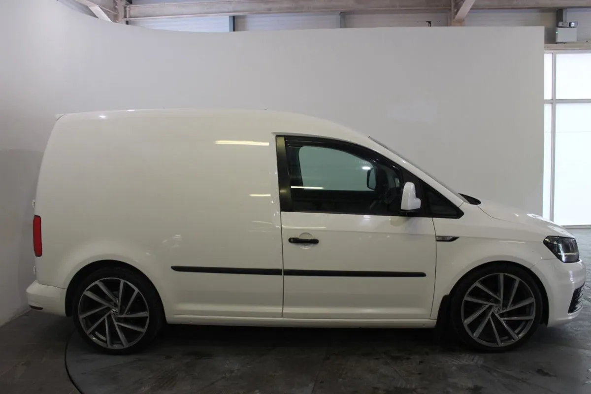 Volkswagen Caddy CADDY PV TDI 75BHP  M5F 5DR - Image 3
