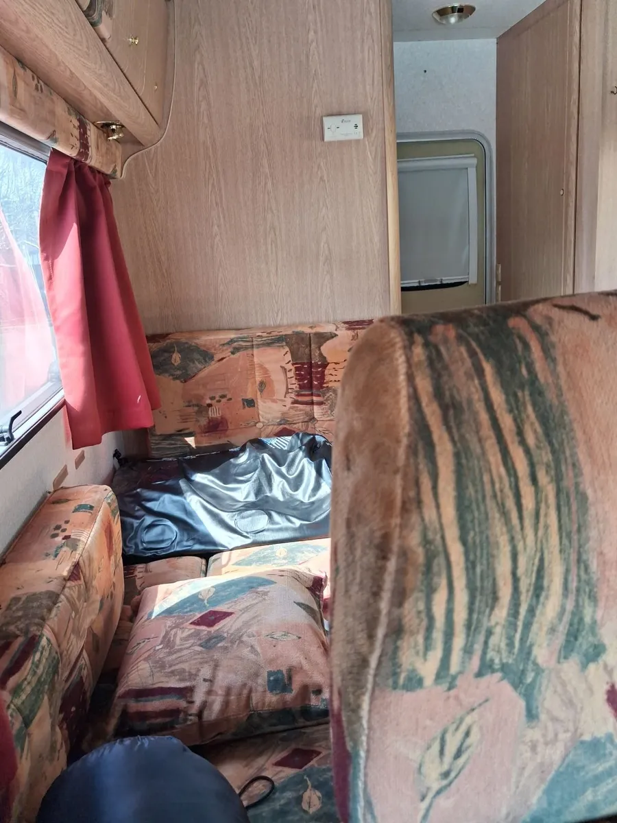 Motorhome - Image 2